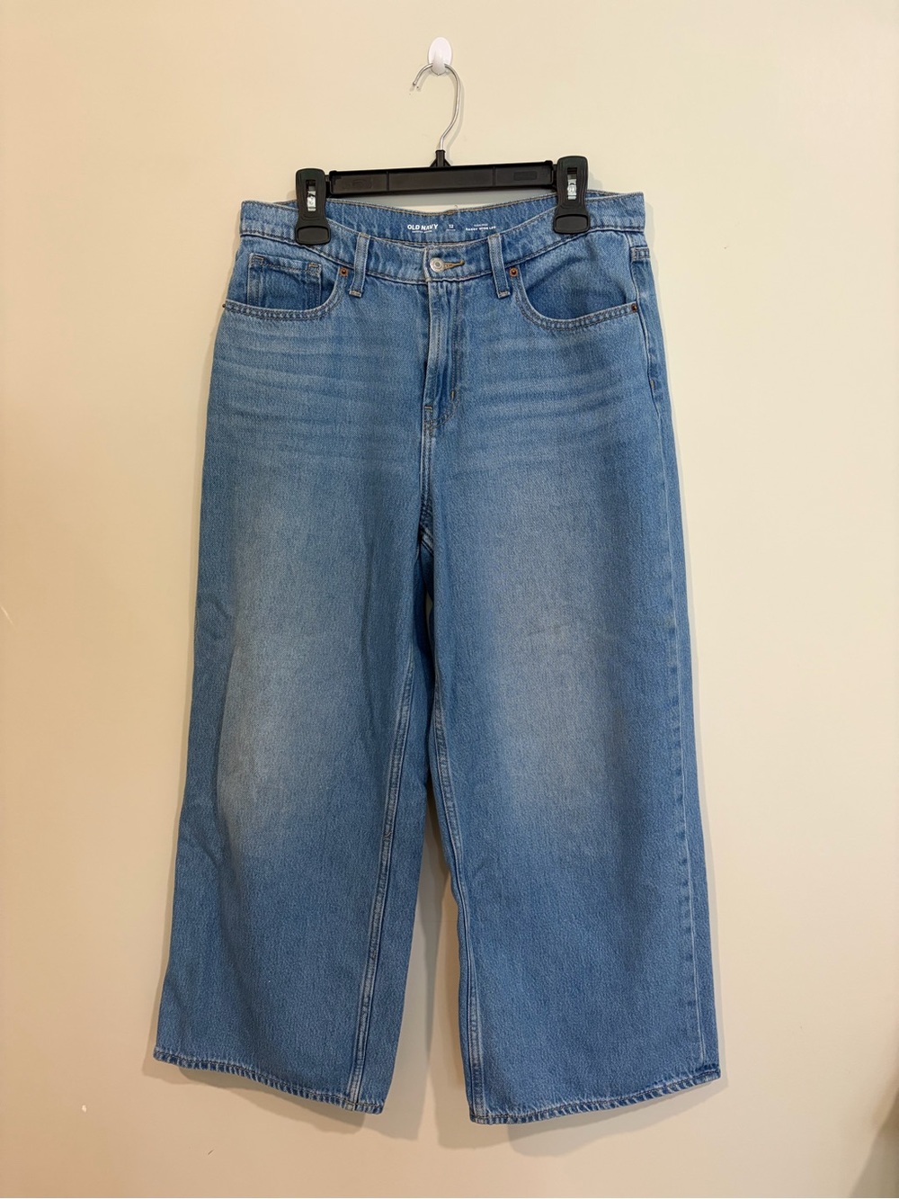 NOT FOR SALE!!! SOLD!!
Old Navy Light Blue Wide-Leg High-Rise Jeans